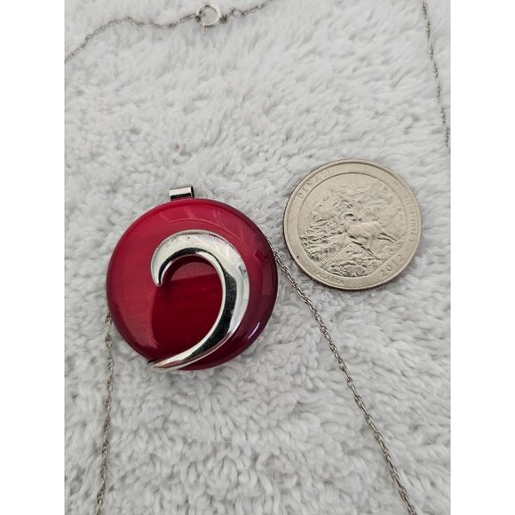 Vintage Red & Silver Abstract Pendant Necklace 16" Silver Tone Chain Retro - Picture 5 of 6